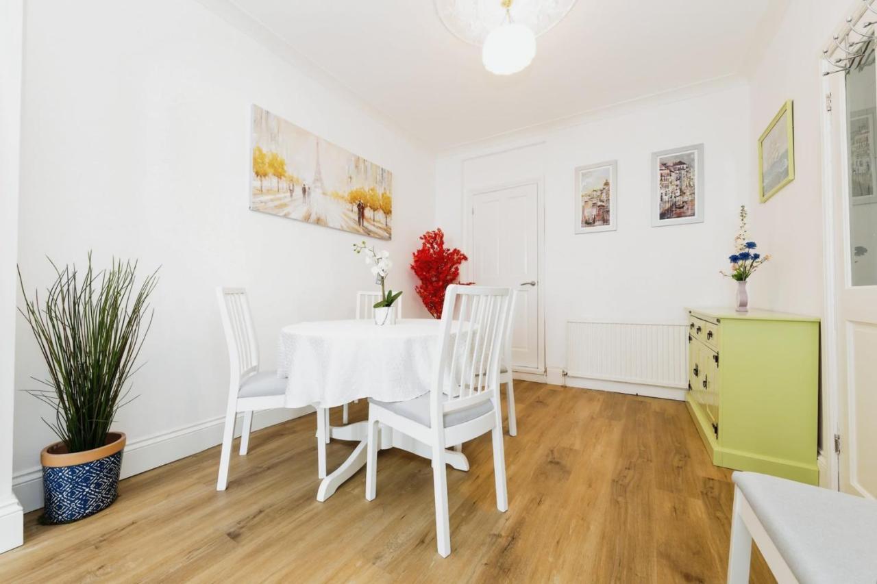 Your Chic 3Br Home Comfort And Style In Londra Dış mekan fotoğraf