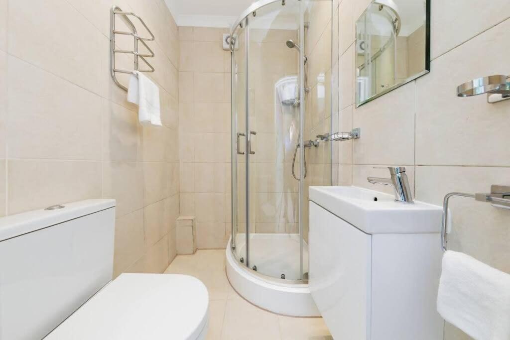 Your Chic 3Br Home Comfort And Style In Londra Dış mekan fotoğraf